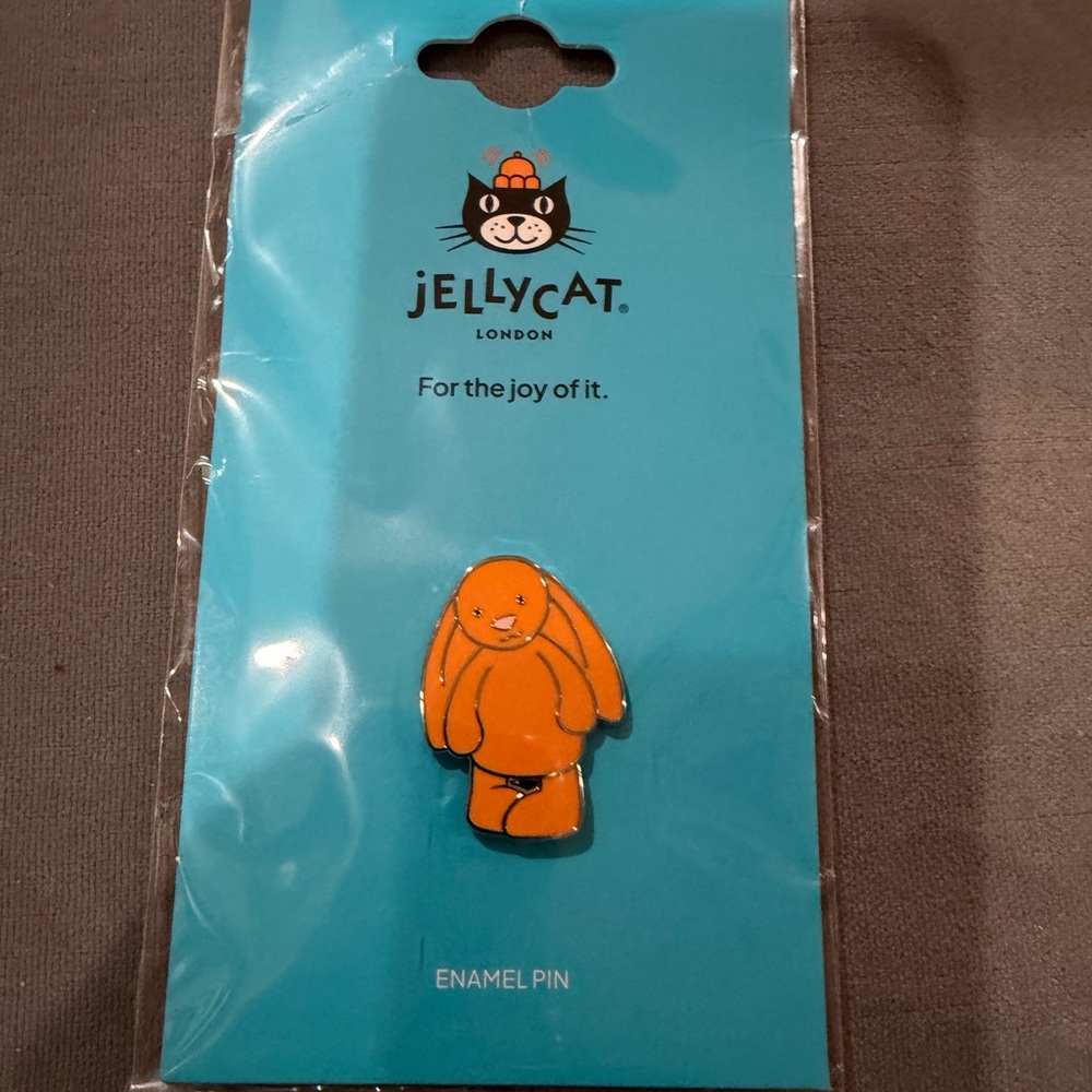 Jellycat Official Merchandise Orange Bunny Enamel Pin New in package‎